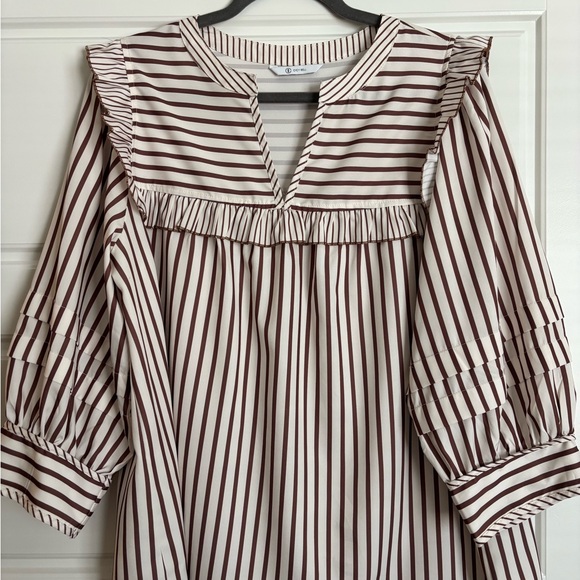 Cicy Bell Tops - Cicy Bell Striped Ruffle Yoke Blouse - Cream & Brown LIKE NEW Large